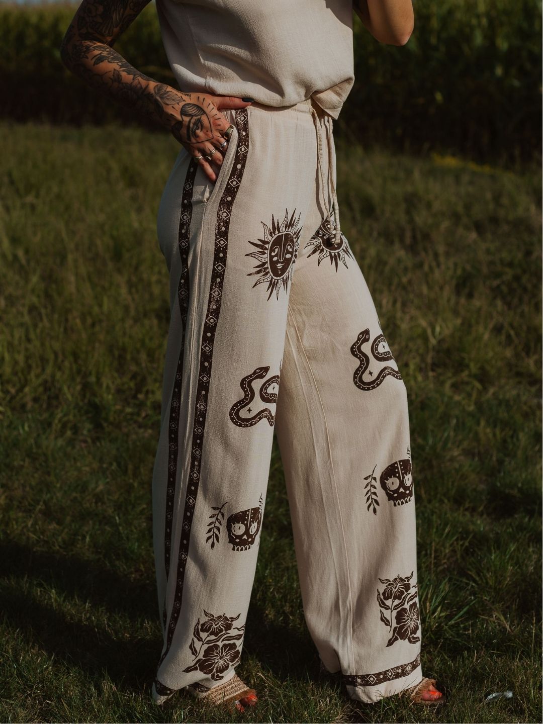 Sunflower Linen Pants - Octopied Mind