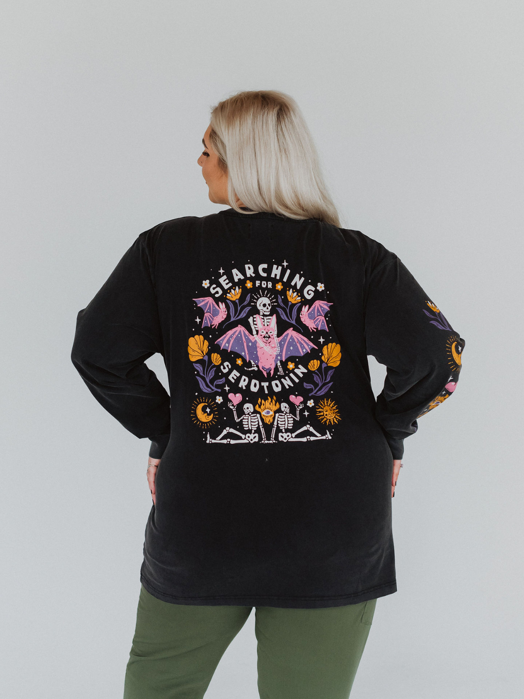 Searching for Serotonin Mineral Wash Long Sleeve - Octopied Mind