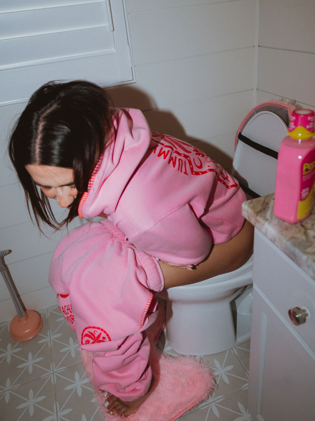 Sweat à capuche zippé « Survivant des maux de ventre »
